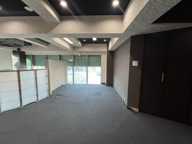 大阪市城東区古市３丁目の店舗事務所の内装