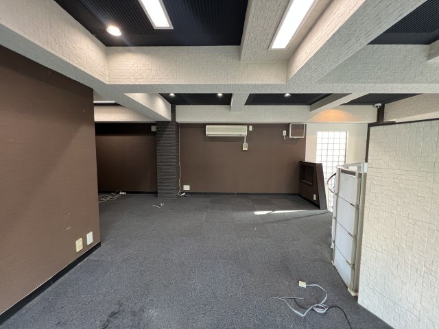 大阪市城東区古市３丁目の店舗事務所の内装