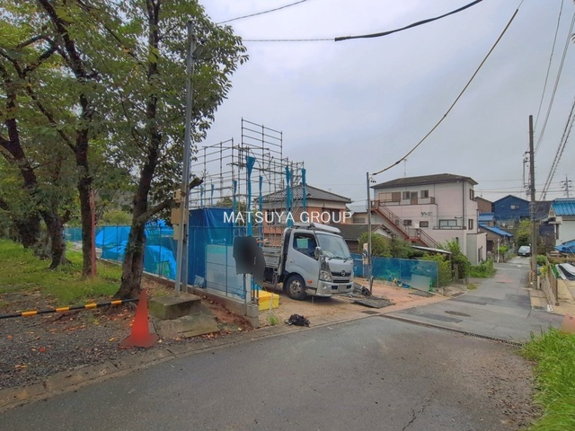 【前面道路含む現地写真】の画像