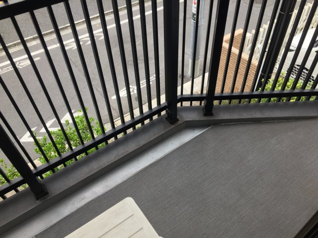 レジディア大島のバルコニー
