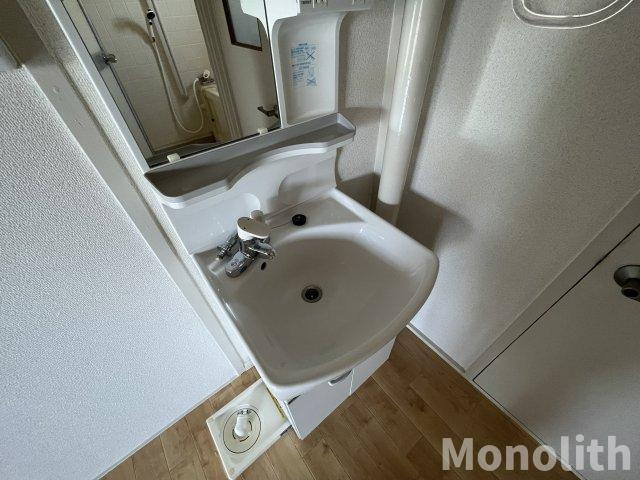 堺市南区茶山台２丁の賃貸マンションの独立洗面台
