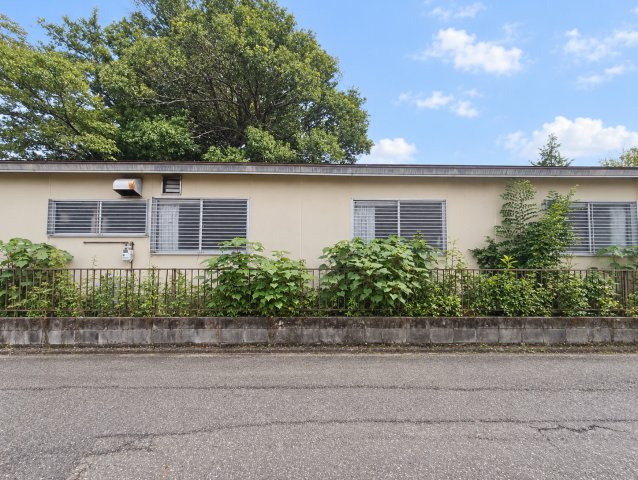 吉川市　三輪野江　中古戸建(作業所利用可)の外観|外観です