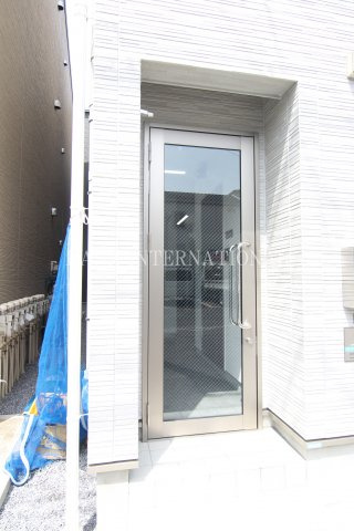 マーレ五反野のエントランス