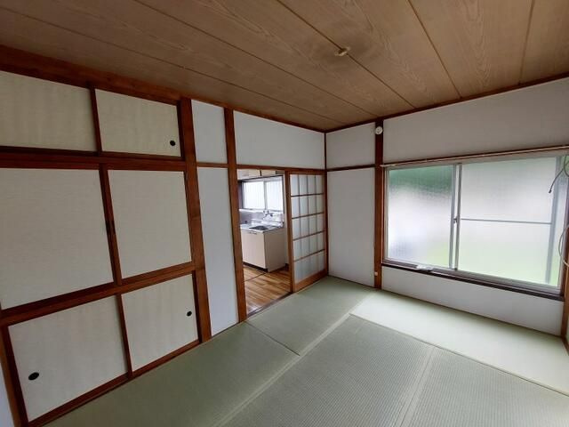学園サンハイツ２号棟の寝室