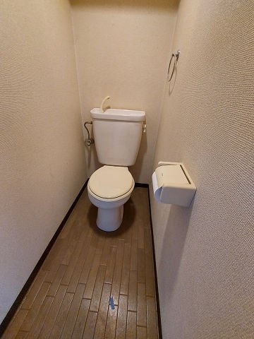 尼崎市杭瀬南新町１丁目の賃貸マンションのトイレ