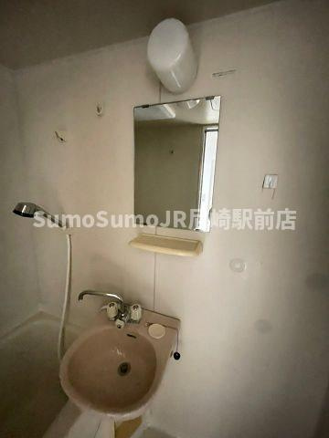 リアライズ尼崎の洗面所
