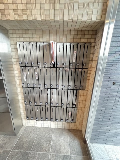 大阪市西淀川区野里２丁目の賃貸マンションの外観