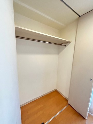 大阪市西淀川区野里３丁目の賃貸マンションの収納