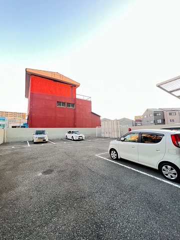 大阪市西淀川区姫島３丁目の賃貸マンションの駐車場