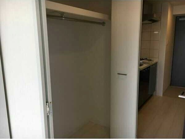 大阪市西淀川区野里２丁目の賃貸マンションの収納