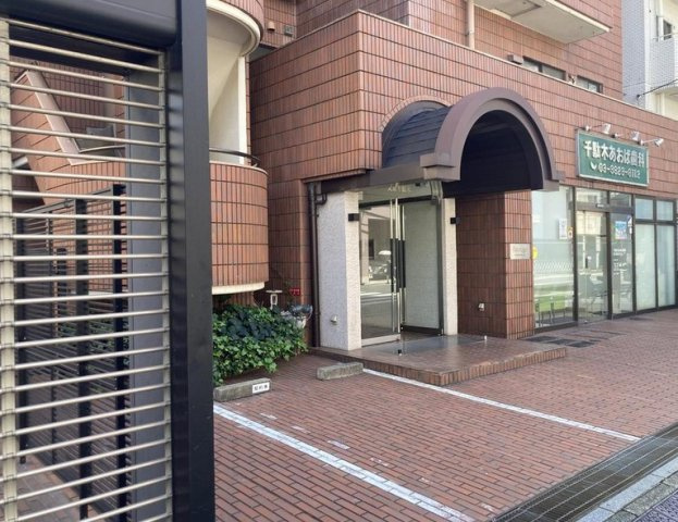 【エントランス】