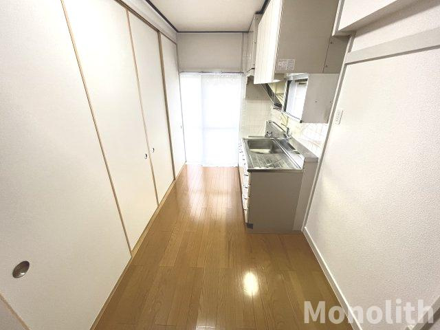 泉北茶山台２丁３番１号棟の居間・リビング