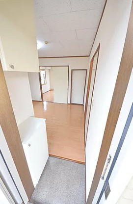 八王子市別所１丁目の賃貸マンションの玄関
