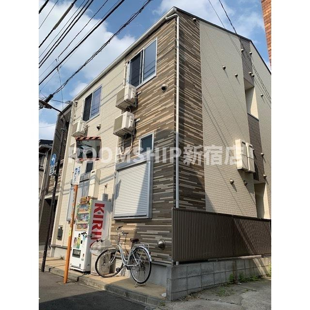 グランドセダー大久保の外観