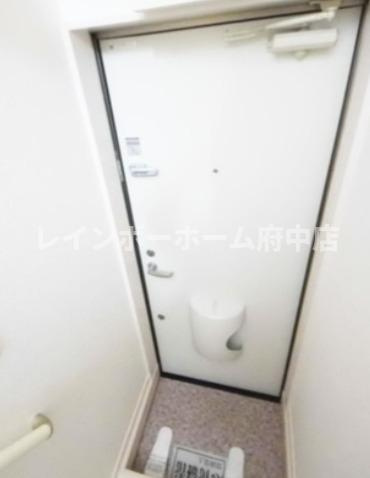 バーミープレイス西国分寺Ⅱの玄関
