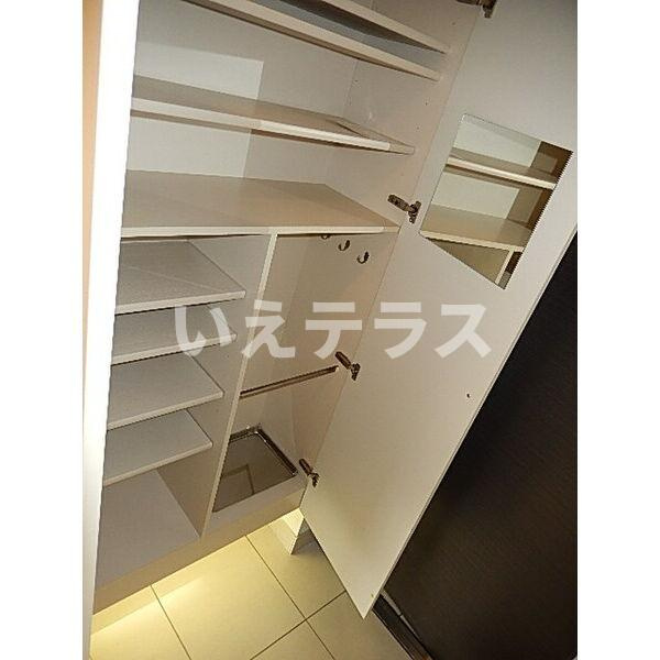 プレジール三ノ宮Ⅲの収納