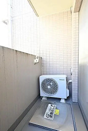 ルーブル南長崎のバルコニー