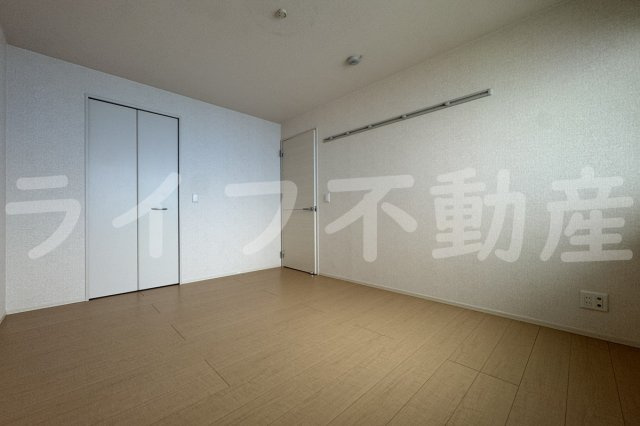 エスポワールKⅣの内装|明るい室内です