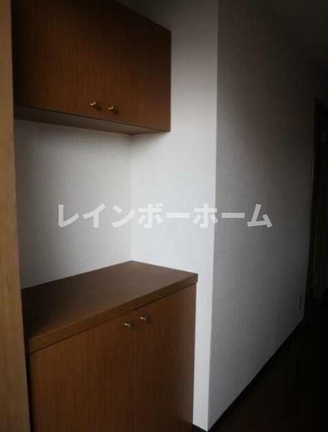 ヴィルヌーブの玄関