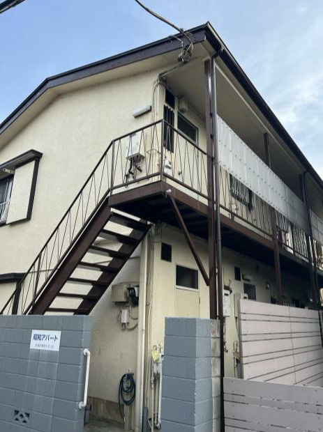 昭和アパートの外観