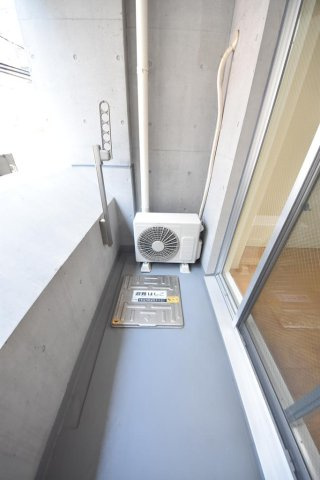 ワコーレ・ディ・アルクス元町のバルコニー