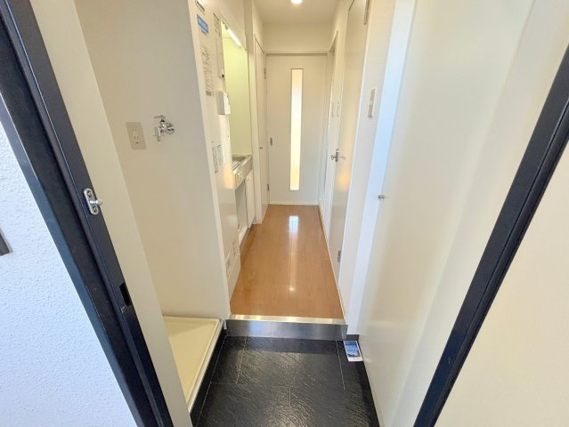 リーガル新大阪の玄関