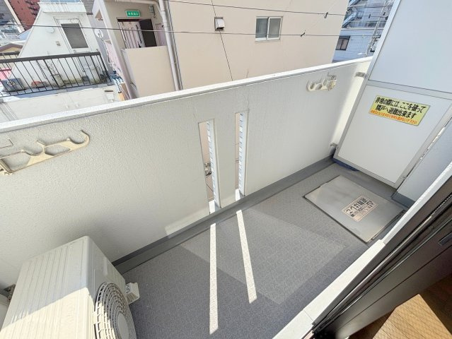 リーガル新大阪のバルコニー