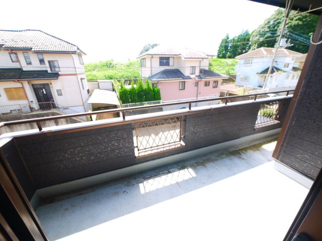 八街市吉倉　中古戸建のバルコニー|内外装リフォーム済み防蟻工事済み 令和2年9月  ４SLDK 駐車2台可能　閑静な分譲地内
