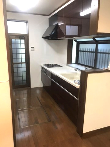 八街市吉倉　中古戸建のキッチン|内外装リフォーム済み防蟻工事済み 令和2年9月  ４SLDK 駐車2台可能　閑静な分譲地内
