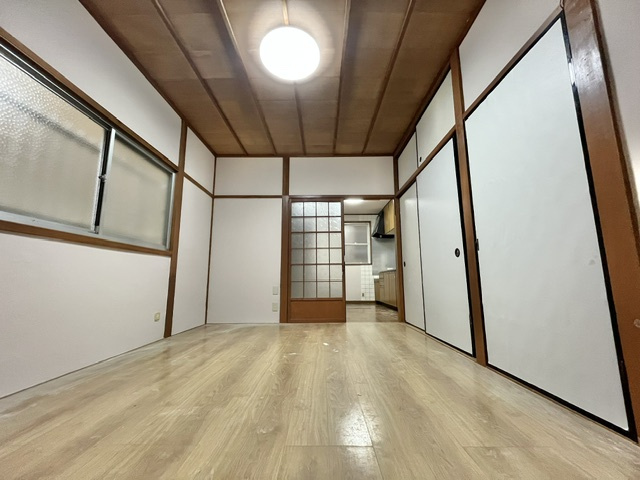辻之貸家の洋室