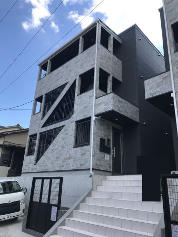 アドバンス香椎参道B棟