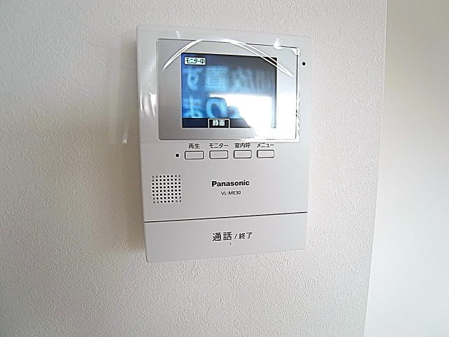 エムグレ―ス神戸長田のセキュリティ|録画機能付きモニターフォンで顔が分かり安心です