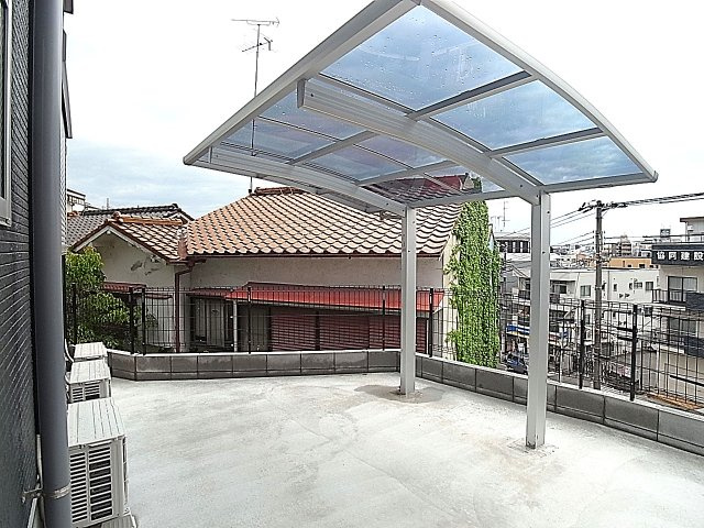 エムグレ―ス神戸長田のその他共用部分|屋根付き駐輪スペースも完備してます