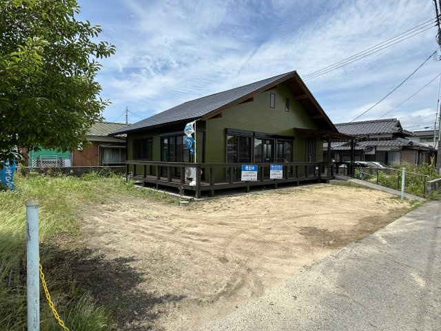 宇部市大字妻崎開作　戸建ての駐車場|駐車場は砕石転圧いたします。駐車は4台以上可能です、