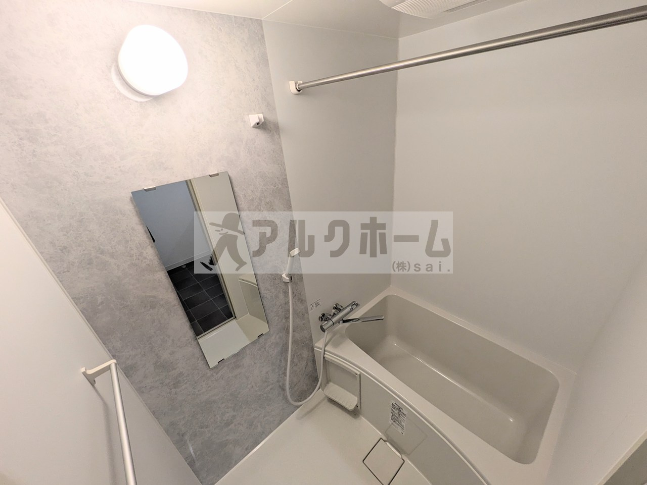 ソレイユ2の浴室