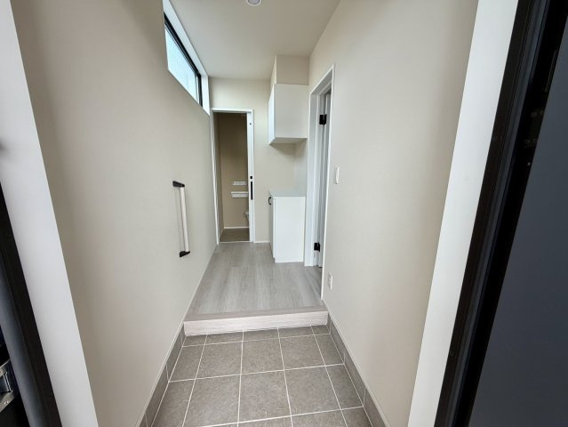 CASA上中居の玄関|高崎、前橋のお部屋探しはエンドスケープまで！お客様の理想お聞かせ下さい♪