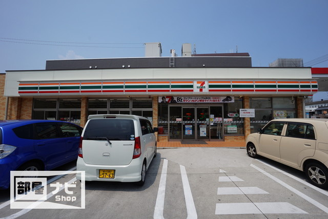 フィネス多賀|コンビニ