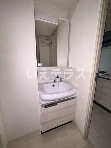 プレサンス神戸元町ベルシオンの洗面所
