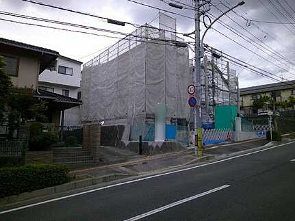 安芸郡府中町石井城２丁目の前面道路含む現地写真
