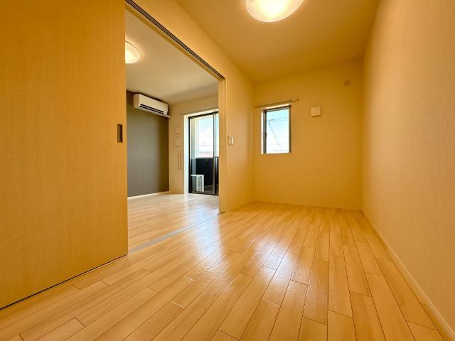 ネクストステージの内装|洋室