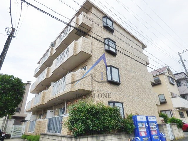 ファミール新井