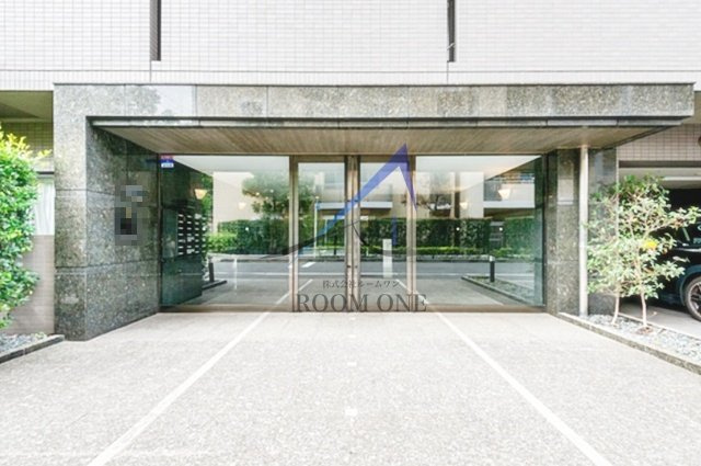ルーブル蒲田七番館のエントランス|エントランスです。