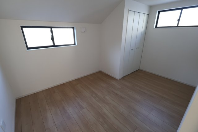 《仲介手数料無料》小金井市東町１丁目25-9新築一戸建てKEIAI GRACEの洋室|2階 6帖