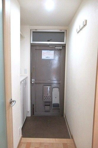 深沢コーポラスの玄関