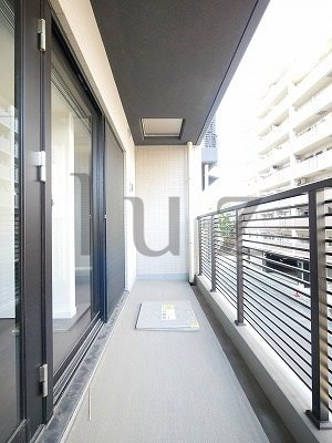 アーバネージュ新横浜のバルコニー