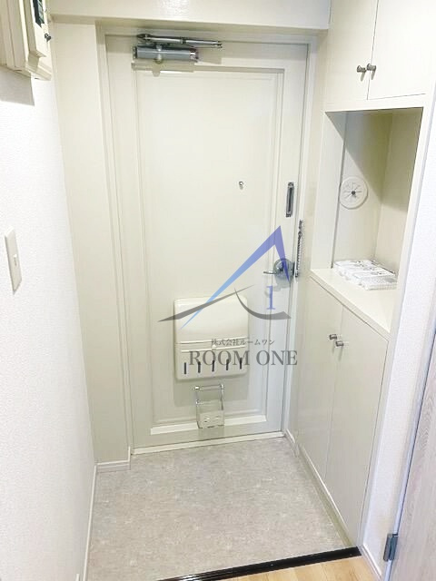 草加妙見屋ビルの玄関|玄関です。