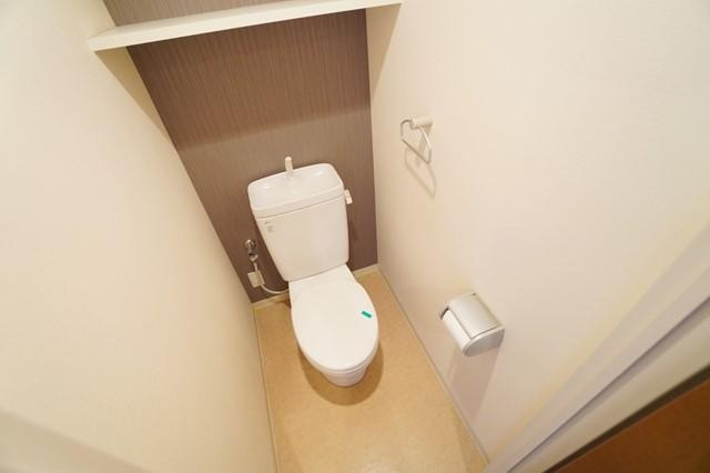 福岡市中央区平尾２丁目の賃貸マンションのトイレ|物件の画像8