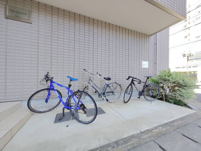 ｌ’ａｐａｉｓｅｍｅｎｔ　　ラペズマンのその他共用部分|★敷地内ごみストッカー★