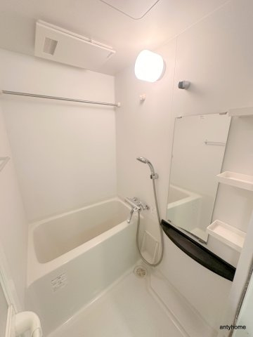エステムプラザ難波WESTⅡプレディア　仲介手数料無料の浴室