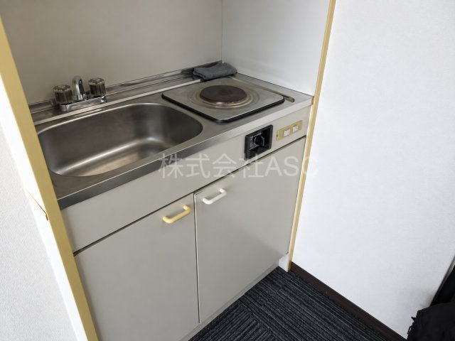 西田ビルのキッチン